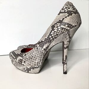 Cesare Paciotti python heels 39